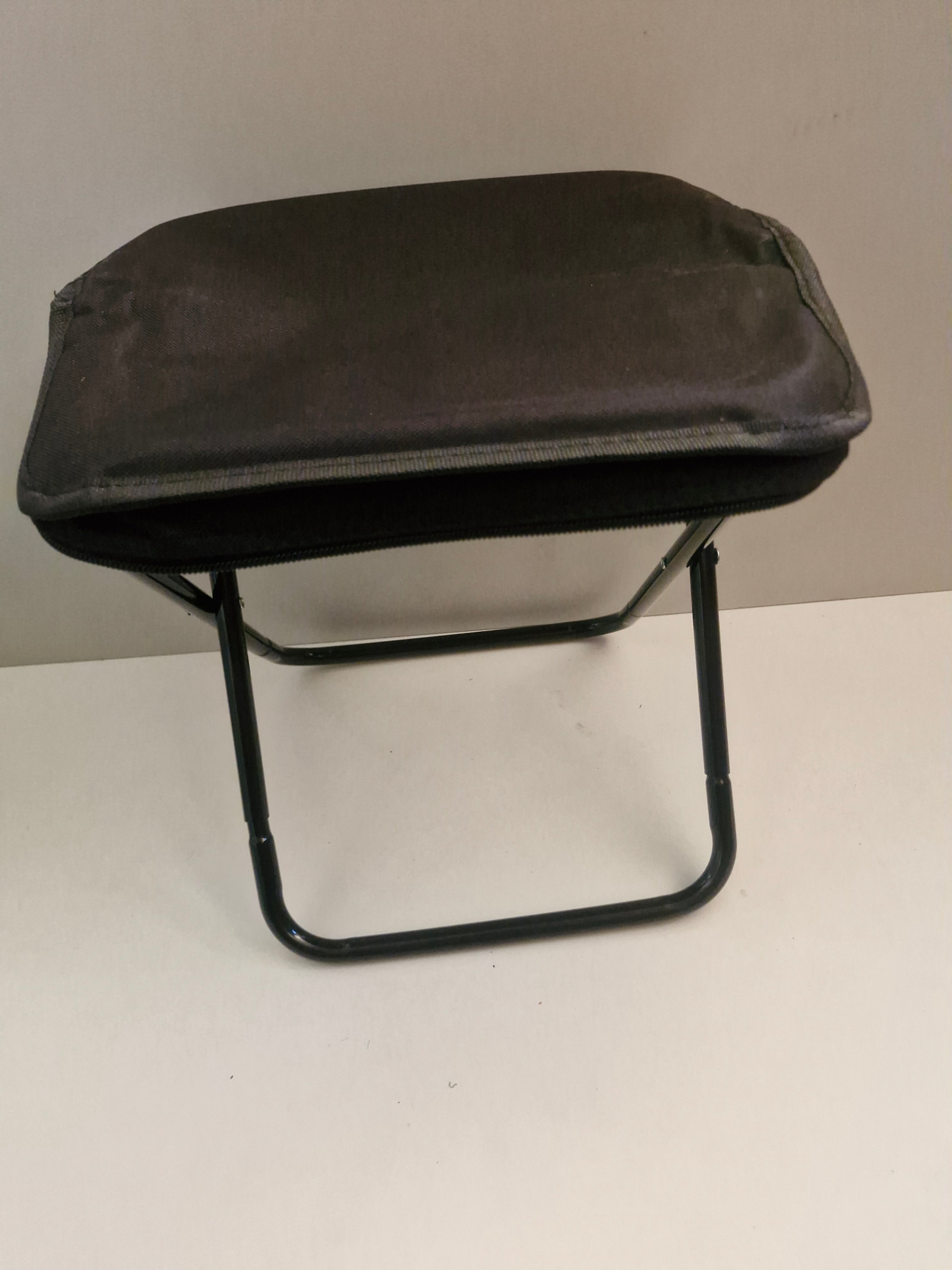 Tabouret pliant