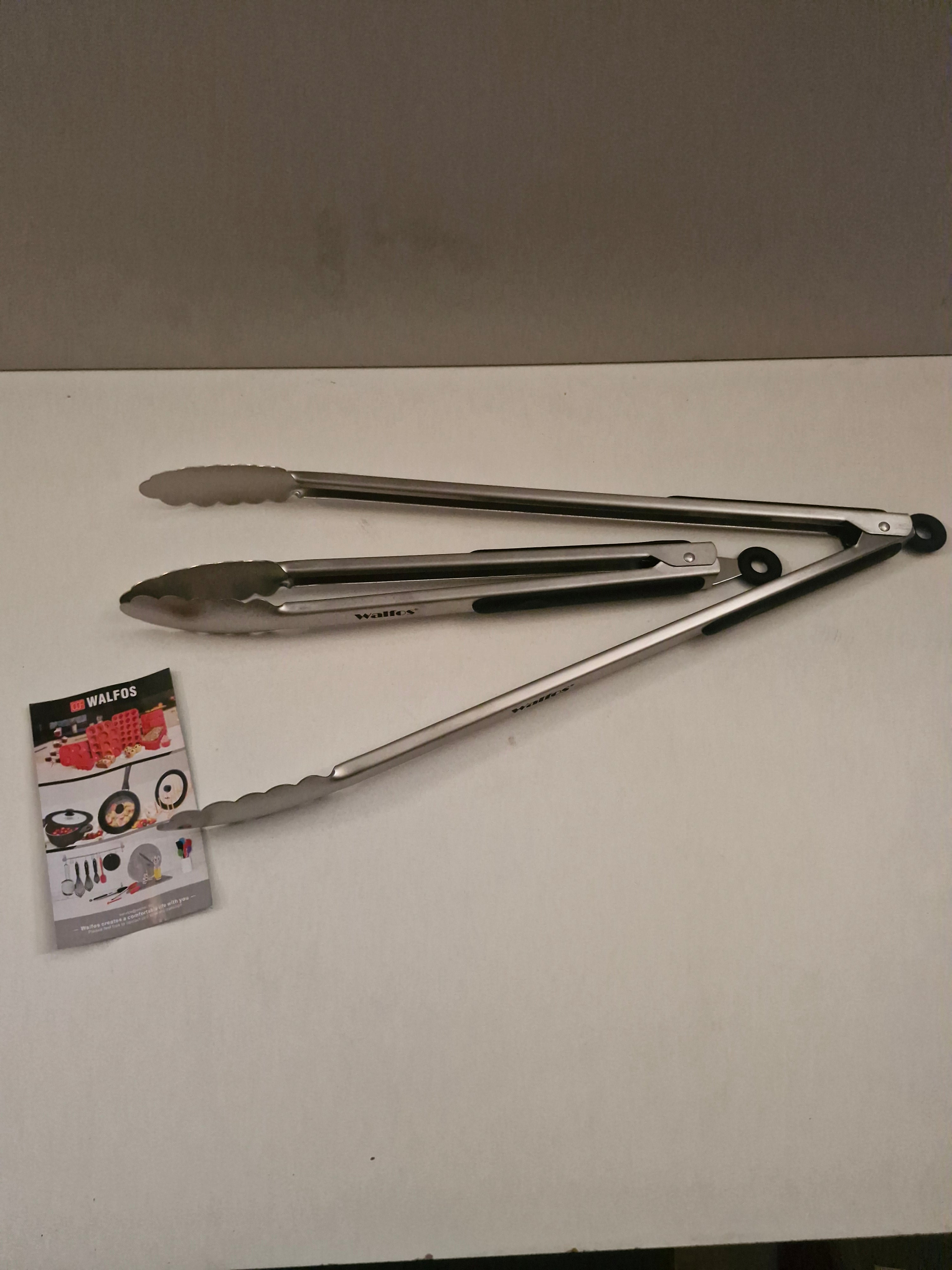 Duo de pinces BBQ pratiques et robustes