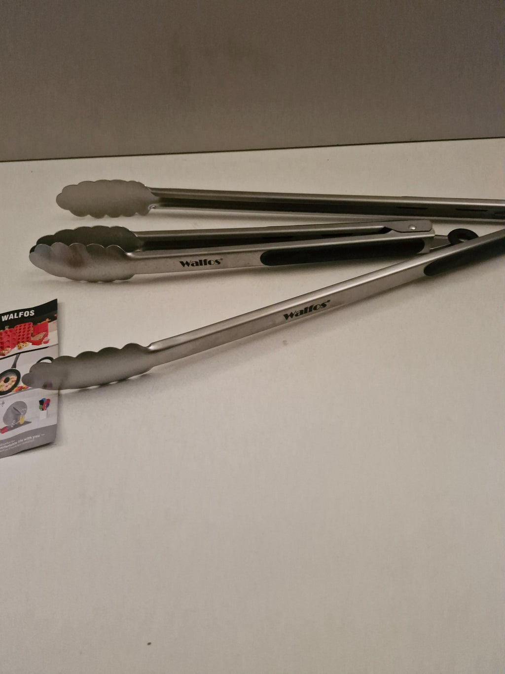Duo de pinces BBQ pratiques et robustes